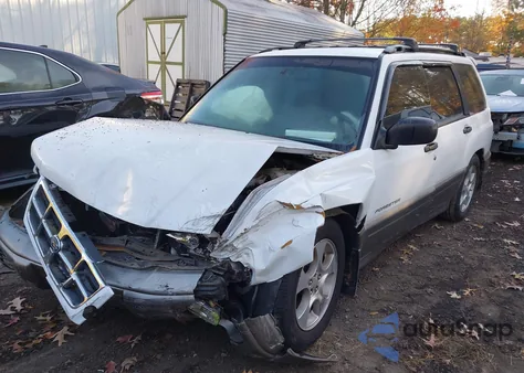 2000 Subaru Forester S z USA, uszkodzony, nr VIN JF1SF6557YH703841